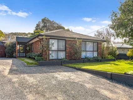 8 Montrose Avenue, Somerville - Image 1