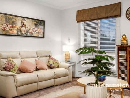 3 Colonial Mews, Edgewater - Thumbnail 2