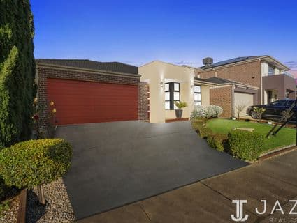 6 DAISYBUSH DR, Point Cook - Thumbnail 2