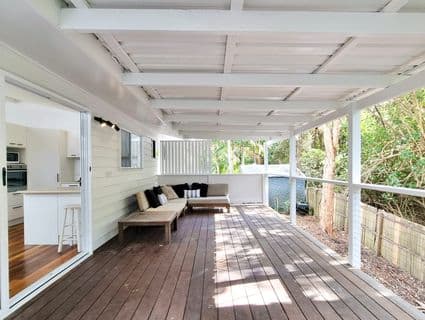 28 Newfield Street, Sunrise Beach - Image 1