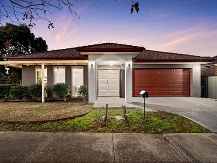1 Birdswood Crescent, Craigieburn - Image 1