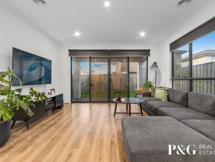 7 Walhallow Drive, Clyde North - Thumbnail 5