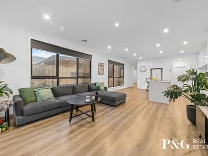 7 Walhallow Drive, Clyde North - Thumbnail 6