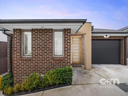 3/10 Oak Street, Pascoe Vale - Image 1
