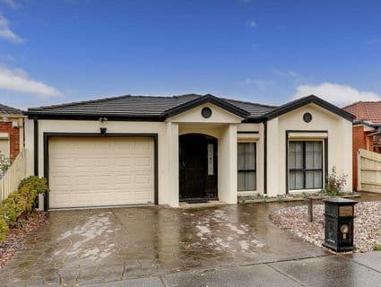 4 Marne Drive, Roxburgh Park - Thumbnail 2