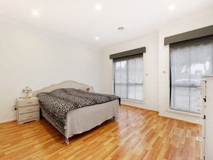 4 Marne Drive, Roxburgh Park - Thumbnail 4