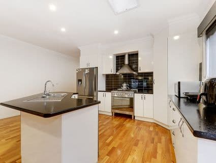 4 Marne Drive, Roxburgh Park - Thumbnail 7
