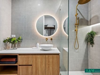 26 Lyndhurst Road, Gladstone Park - Thumbnail 4