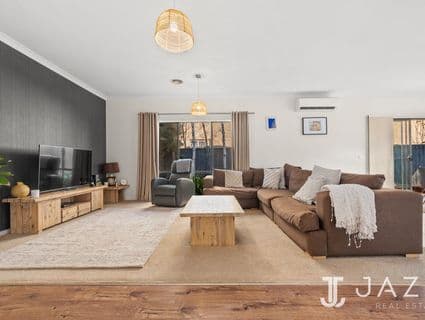 47 Shiraz Crescent, Point Cook - Thumbnail 2