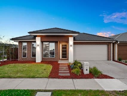31 Cherokee Parade, Clyde - Image 1