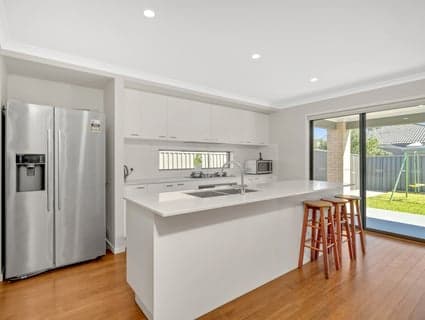 25 Pierbrook Avenue, Manor Lakes - Thumbnail 6