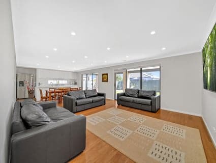 25 Pierbrook Avenue, Manor Lakes - Thumbnail 8