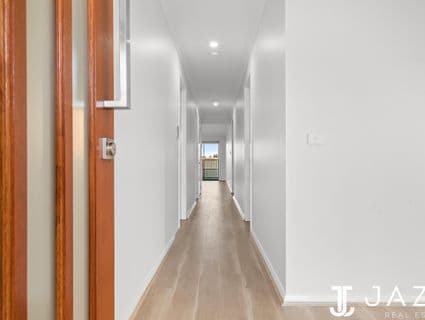 12 Communal Road, Wyndham Vale - Thumbnail 2