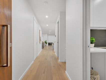 2A Kentmere Court, Greenvale - Thumbnail 2