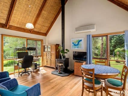 1735 Healesville-Kinglake Road, Toolangi - Thumbnail 7