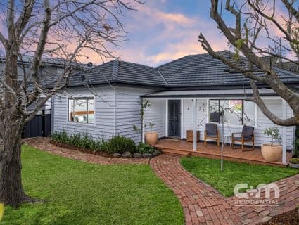 2 Knole Street, Hadfield - Image 1