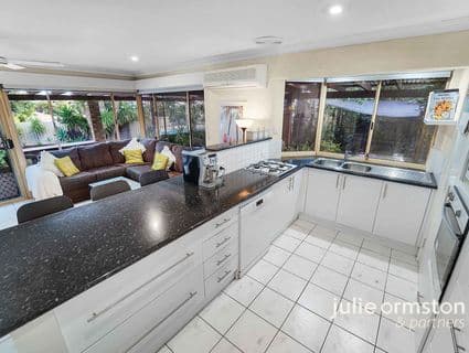 5 Pergola Place, Edgewater - Thumbnail 2