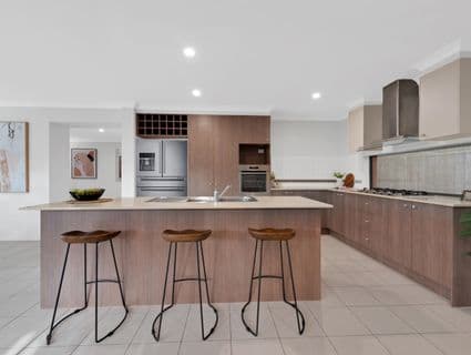31 Kosta Boda Boulevard, Pakenham - Thumbnail 2