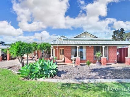 10 Camarino Drive, Woodvale - Image 1