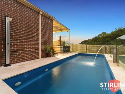 7 Stilt Close, Blind Bight - Image 1