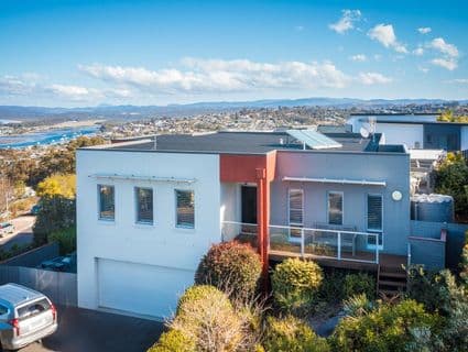 1 Currawong Close, Mirador - Thumbnail 2