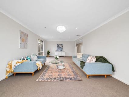 20 Barcoo Street, Manor Lakes - Thumbnail 4
