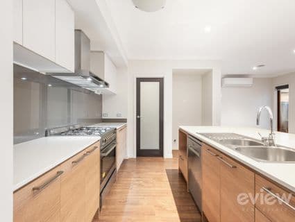 6 Wirruna Street, Werribee - Thumbnail 5