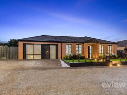 16 Leichardt Drive, Manor Lakes - Thumbnail 2