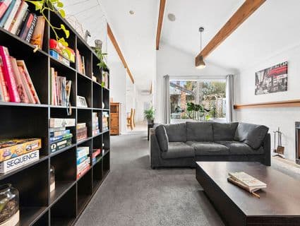 5 Justin Court, Frankston - Image 1