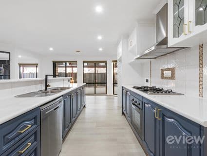 11 Buloke Avenue, Manor Lakes - Thumbnail 5