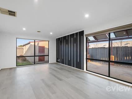 11 Buloke Avenue, Manor Lakes - Thumbnail 8