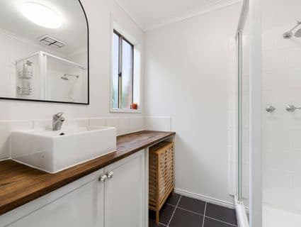 136 Clarendon Drive, Somerville - Thumbnail 7