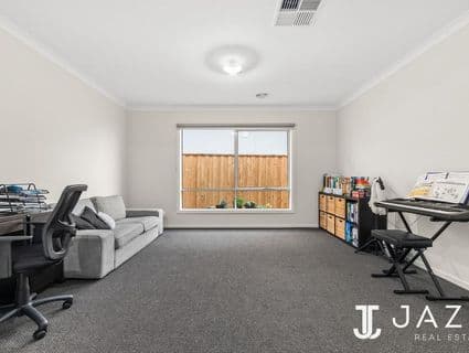 6 Lindberg Street, Manor Lakes - Thumbnail 4