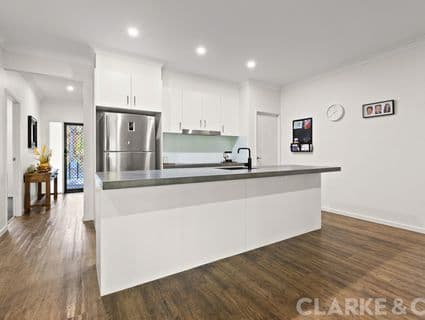 3 Allambie Place, Landsborough - Thumbnail 2