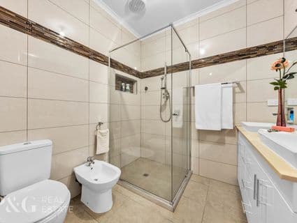 12 Rochford Place, Narre Warren South - Thumbnail 6