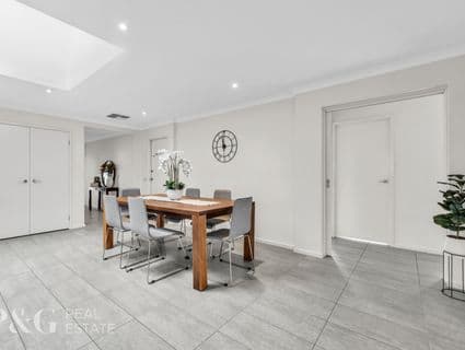 17 Prescott Drive, Cranbourne North - Thumbnail 5