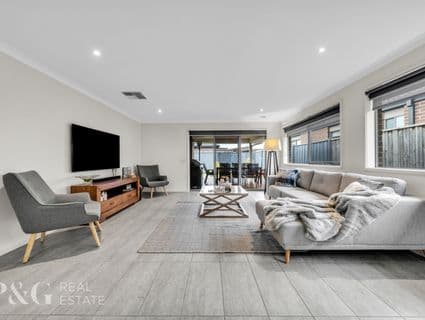 17 Prescott Drive, Cranbourne North - Thumbnail 8