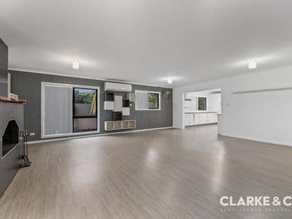 19 Crittenden Road, Glass House Mountains - Thumbnail 2