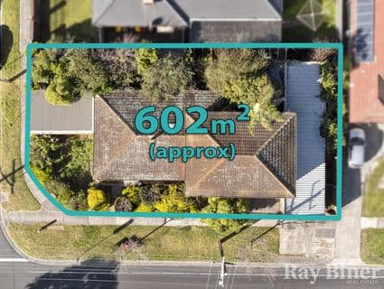 2 Henley Drive, Gladstone Park - Thumbnail 2