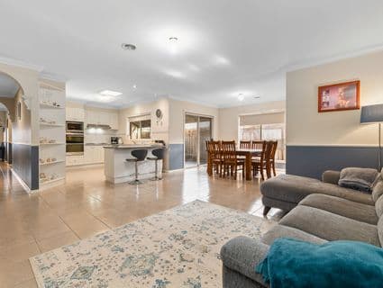 18 Cavill Close, Langwarrin - Thumbnail 6