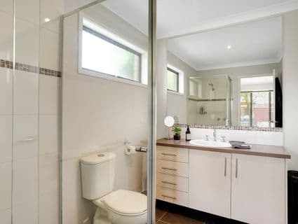 5 Cogley Street, Manor Lakes - Thumbnail 7