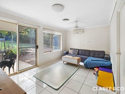 6 Carriage Crescent, Beerburrum - Thumbnail 3