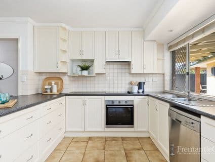3A Outram Place, Hamilton Hill - Image 1