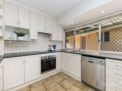 3A Outram Place, Hamilton Hill - Thumbnail 7