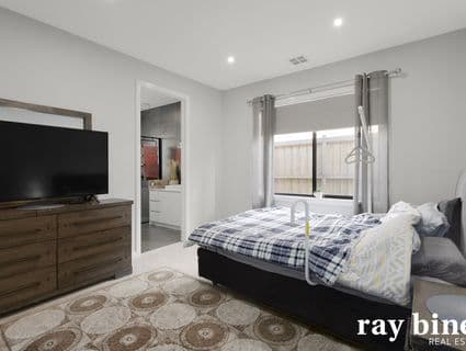 11 Chomley Street, Mickleham - Thumbnail 6