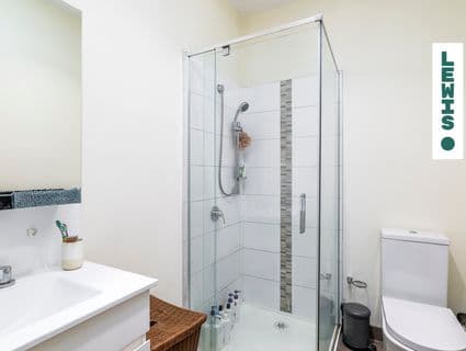 15A Austral Avenue, Preston - Thumbnail 6