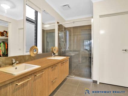 5 Bombala Crescent, Craigieburn - Thumbnail 8