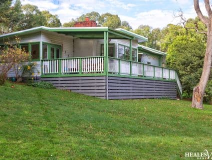 1 Frogley Close, Badger Creek - Thumbnail 2
