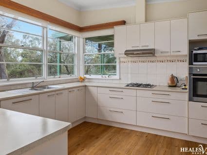 1 Frogley Close, Badger Creek - Thumbnail 7