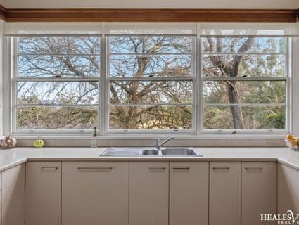 1 Frogley Close, Badger Creek - Thumbnail 8